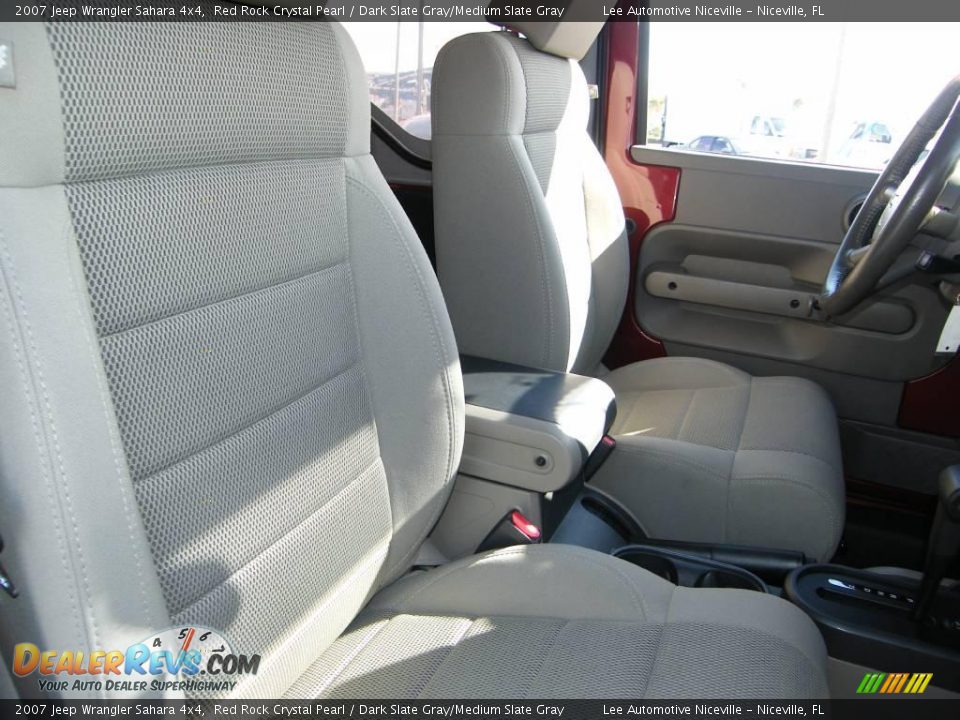 2007 Jeep Wrangler Sahara 4x4 Red Rock Crystal Pearl / Dark Slate Gray/Medium Slate Gray Photo #22