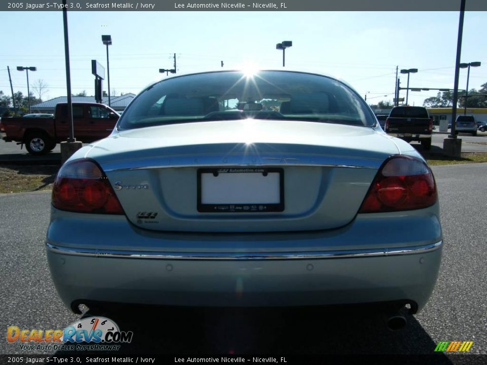 2005 Jaguar S-Type 3.0 Seafrost Metallic / Ivory Photo #4