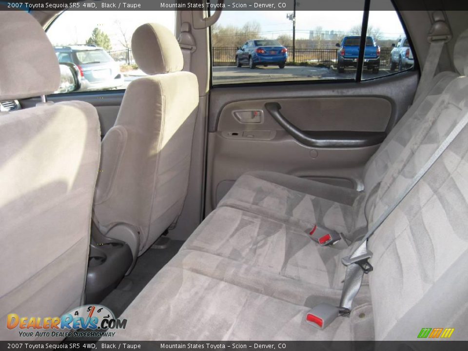 2007 Toyota Sequoia SR5 4WD Black / Taupe Photo #10
