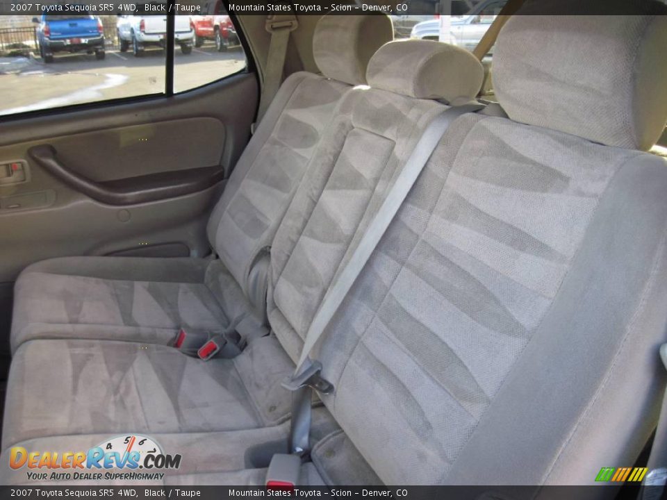 2007 Toyota Sequoia SR5 4WD Black / Taupe Photo #13