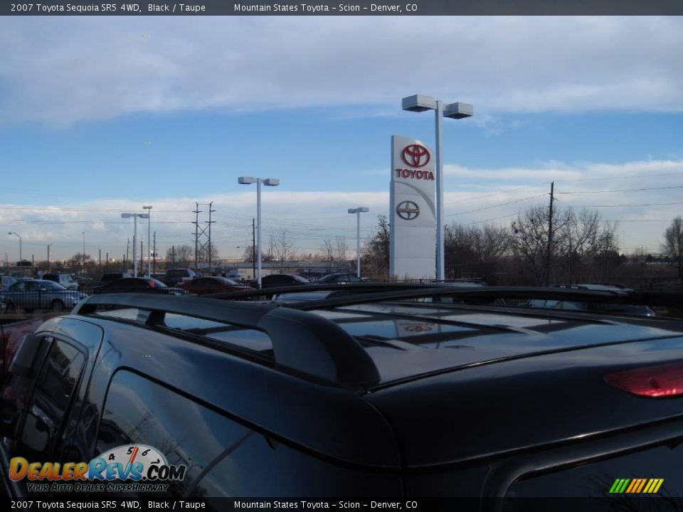 2007 Toyota Sequoia SR5 4WD Black / Taupe Photo #22