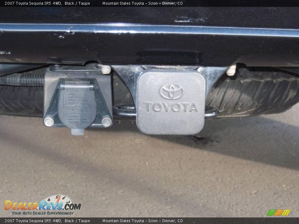2007 Toyota Sequoia SR5 4WD Black / Taupe Photo #24