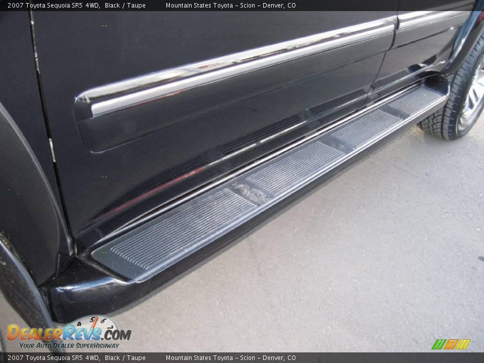 2007 Toyota Sequoia SR5 4WD Black / Taupe Photo #25