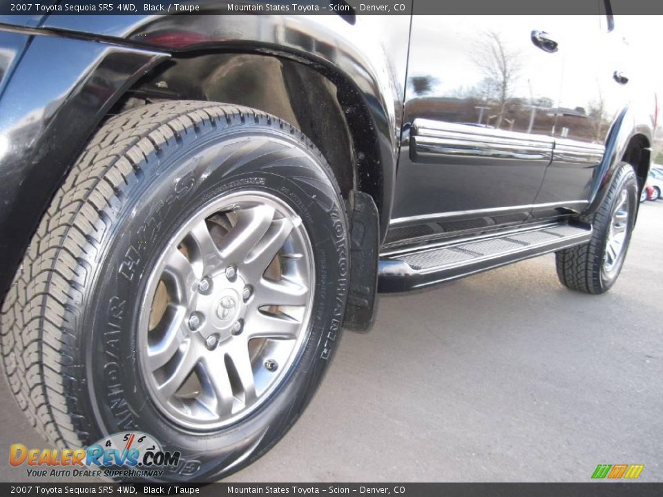 2007 Toyota Sequoia SR5 4WD Black / Taupe Photo #26