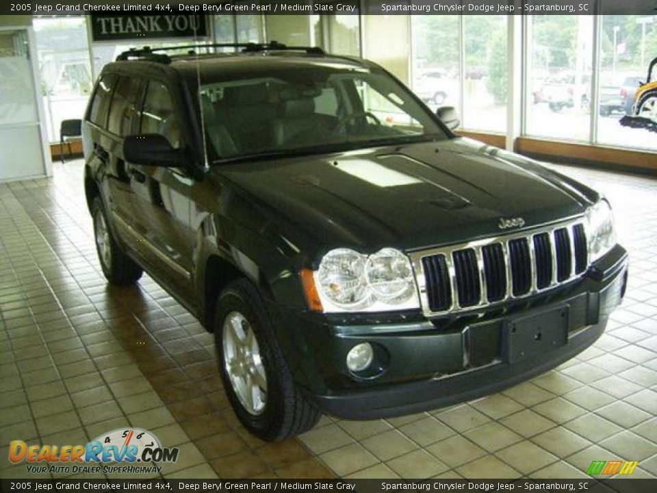2005 Jeep Grand Cherokee Limited 4x4 Deep Beryl Green Pearl / Medium Slate Gray Photo #11