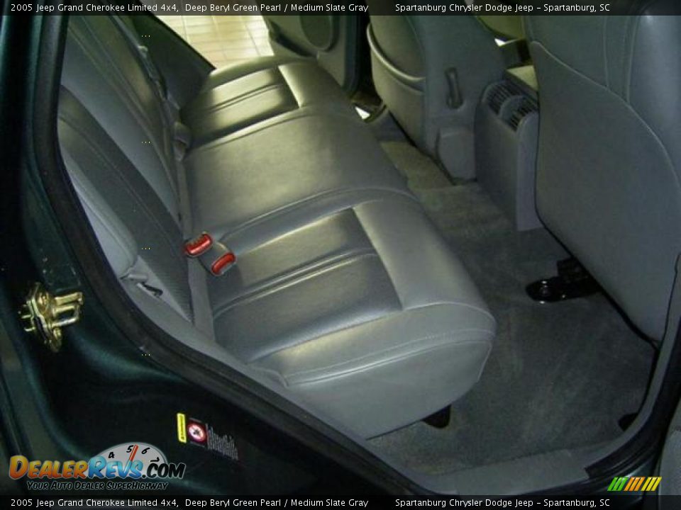 2005 Jeep Grand Cherokee Limited 4x4 Deep Beryl Green Pearl / Medium Slate Gray Photo #19