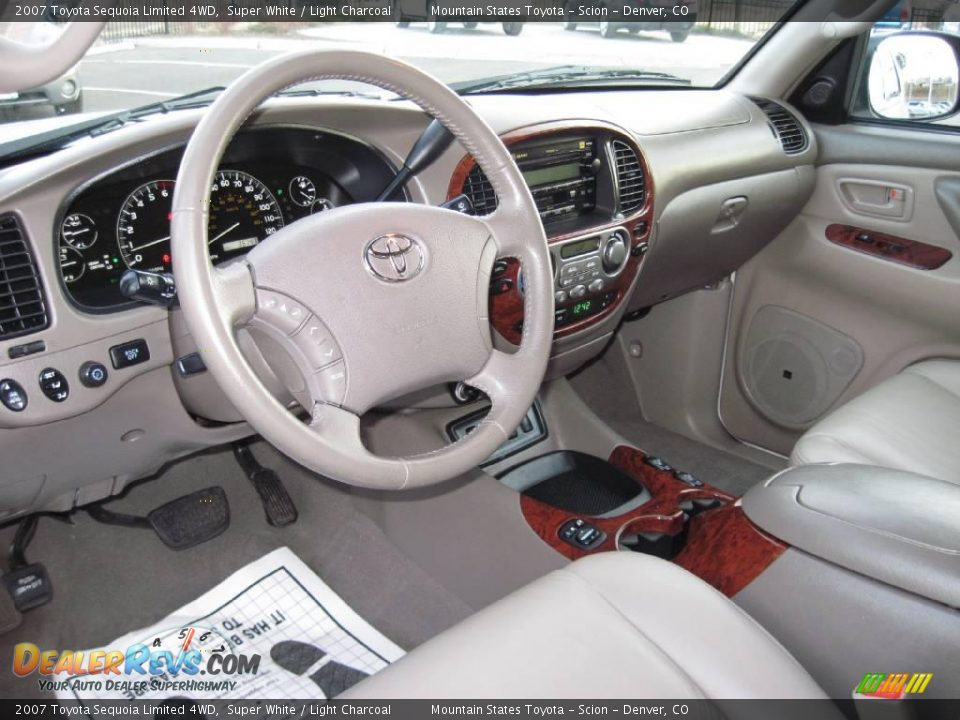 2007 Toyota Sequoia Limited 4WD Super White / Light Charcoal Photo #15