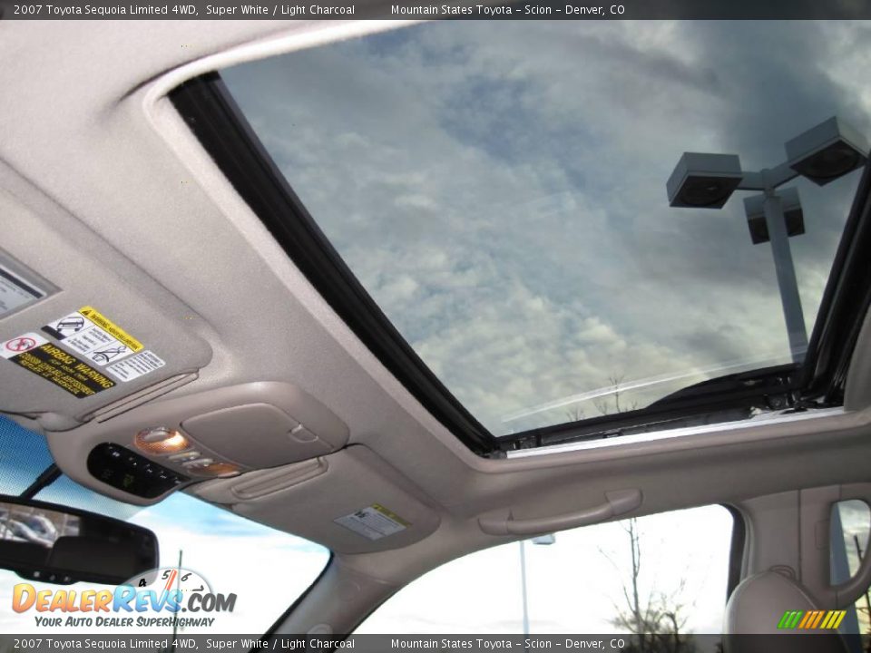 2007 Toyota Sequoia Limited 4WD Super White / Light Charcoal Photo #20