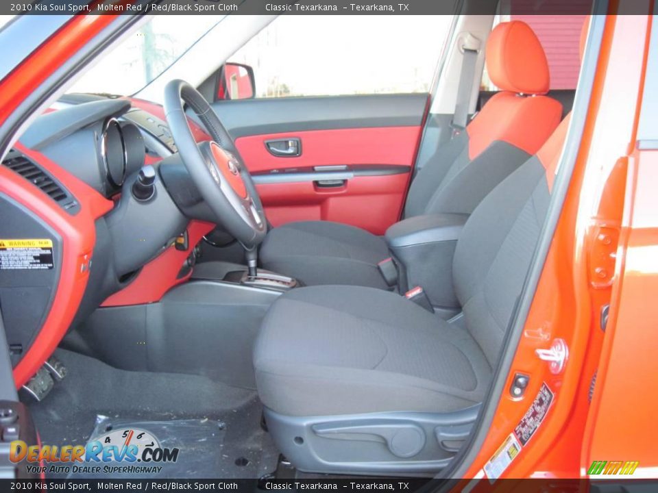 2010 Kia Soul Sport Molten Red / Red/Black Sport Cloth Photo #7
