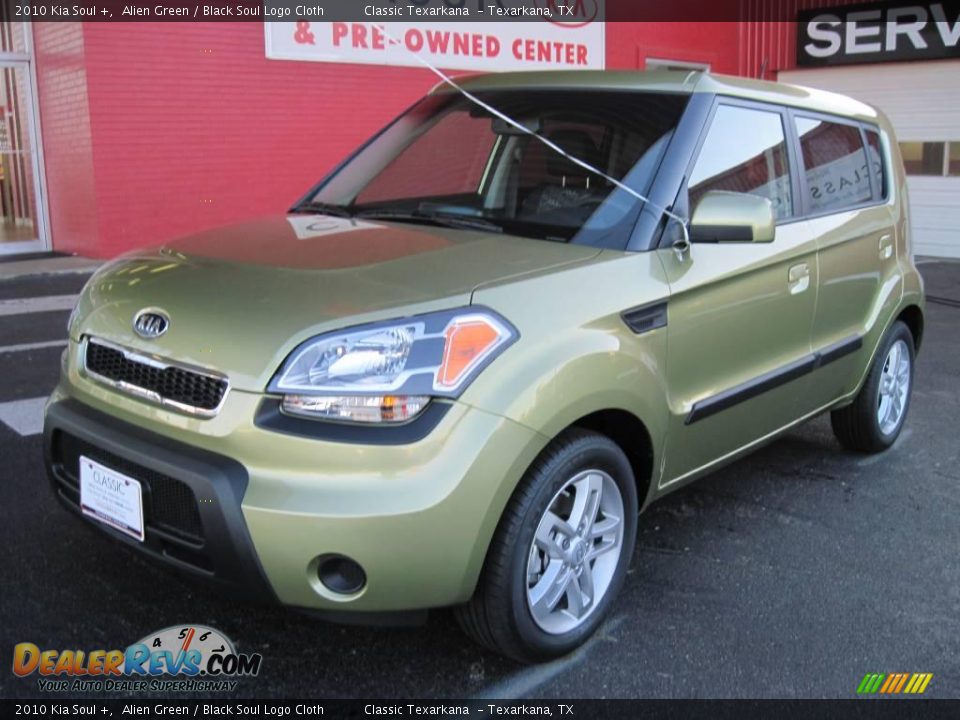 2010 Kia Soul + Alien Green / Black Soul Logo Cloth Photo #1