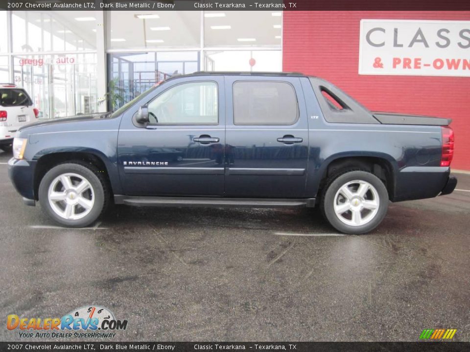2007 Chevrolet Avalanche LTZ Dark Blue Metallic / Ebony Photo #3
