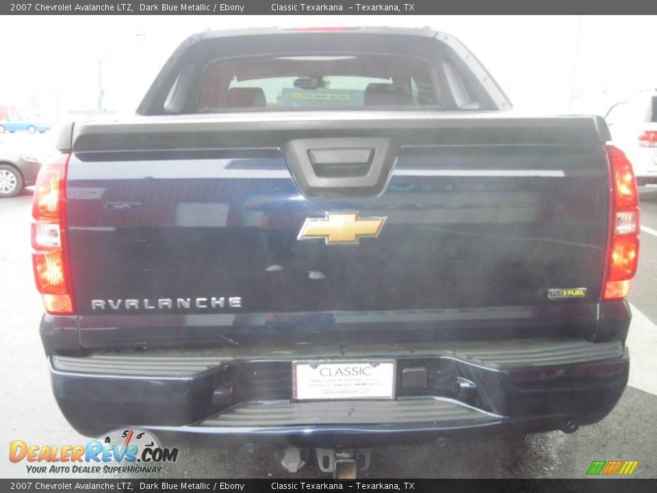 2007 Chevrolet Avalanche LTZ Dark Blue Metallic / Ebony Photo #6