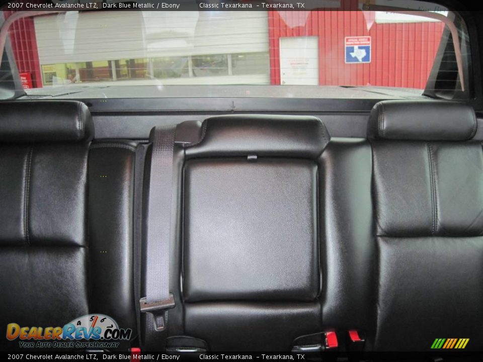 2007 Chevrolet Avalanche LTZ Dark Blue Metallic / Ebony Photo #8