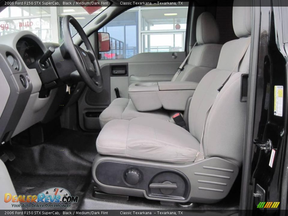 2006 Ford F150 STX SuperCab Black / Medium/Dark Flint Photo #9