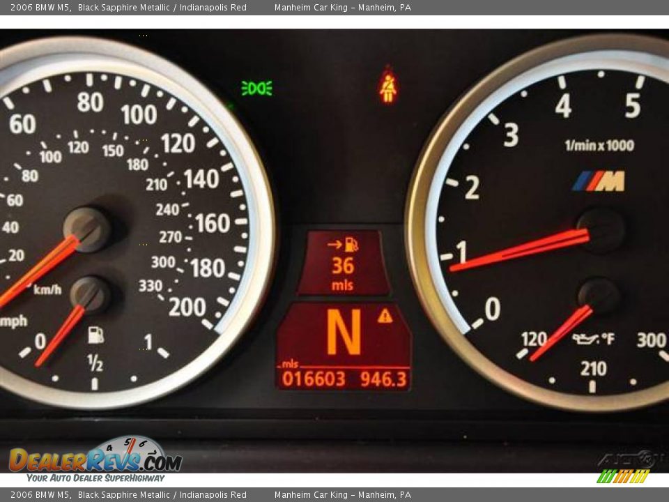 2006 BMW M5 Black Sapphire Metallic / Indianapolis Red Photo #19