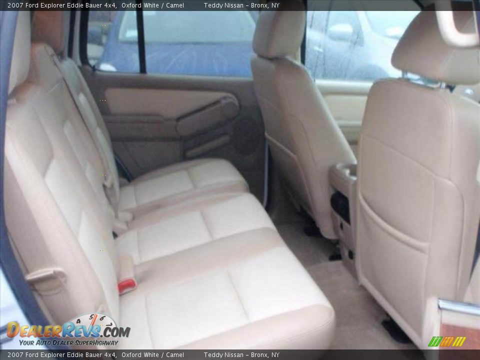 2007 Ford Explorer Eddie Bauer 4x4 Oxford White / Camel Photo #11