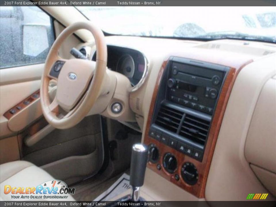 2007 Ford Explorer Eddie Bauer 4x4 Oxford White / Camel Photo #14