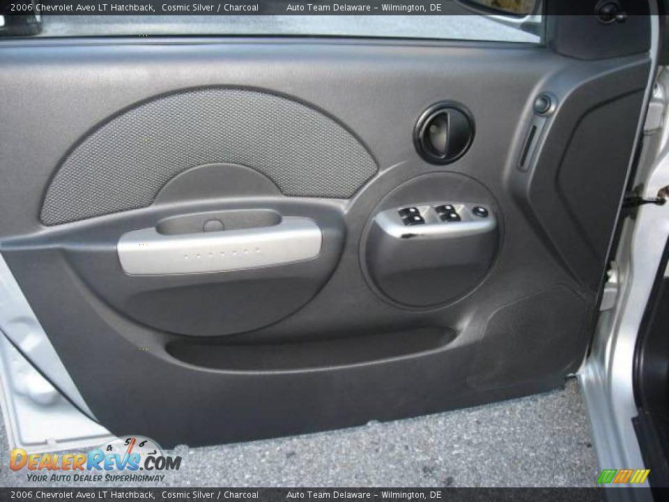 2006 Chevrolet Aveo LT Hatchback Cosmic Silver / Charcoal Photo #27