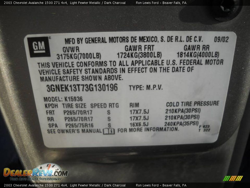 2003 Chevrolet Avalanche 1500 Z71 4x4 Light Pewter Metallic / Dark Charcoal Photo #9