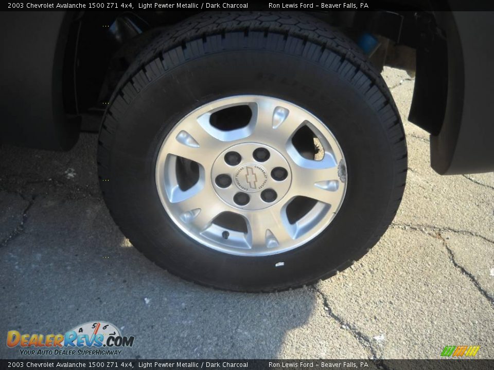 2003 Chevrolet Avalanche 1500 Z71 4x4 Light Pewter Metallic / Dark Charcoal Photo #14