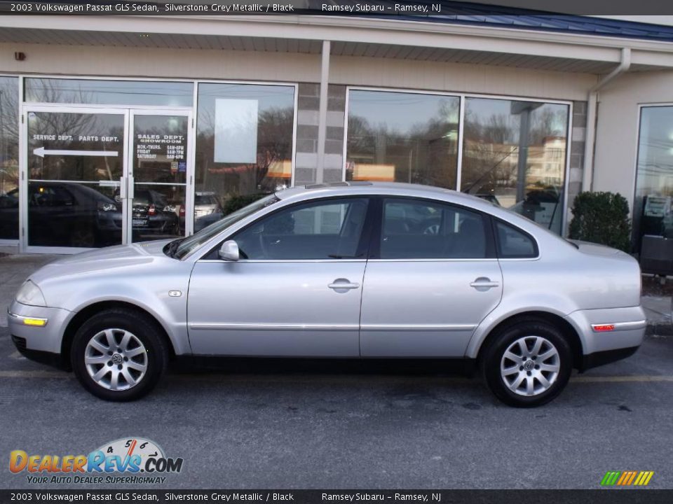 2003 Volkswagen Passat GLS Sedan Silverstone Grey Metallic / Black Photo #2