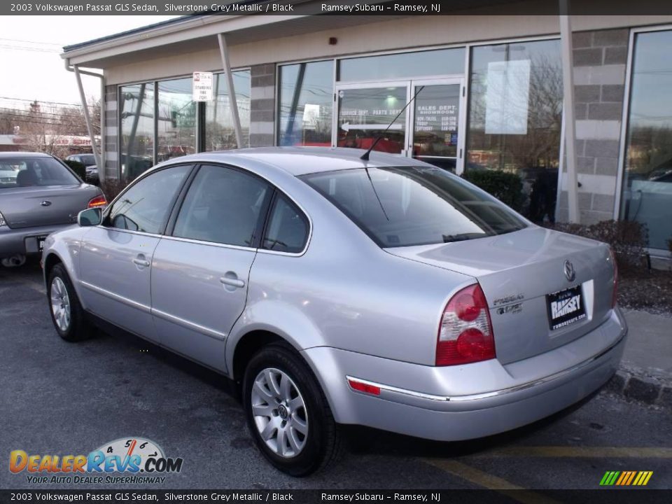 2003 Volkswagen Passat GLS Sedan Silverstone Grey Metallic / Black Photo #3