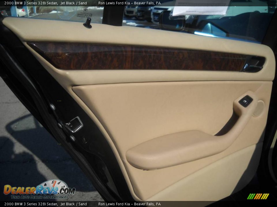 2000 BMW 3 Series 328i Sedan Jet Black / Sand Photo #10