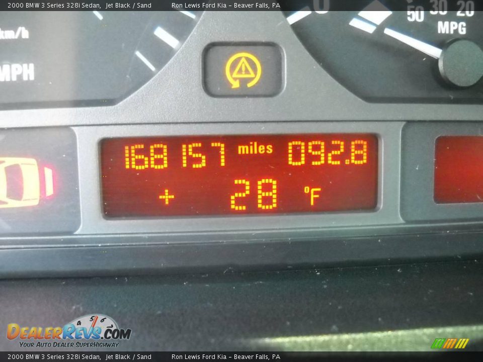 2000 BMW 3 Series 328i Sedan Jet Black / Sand Photo #25