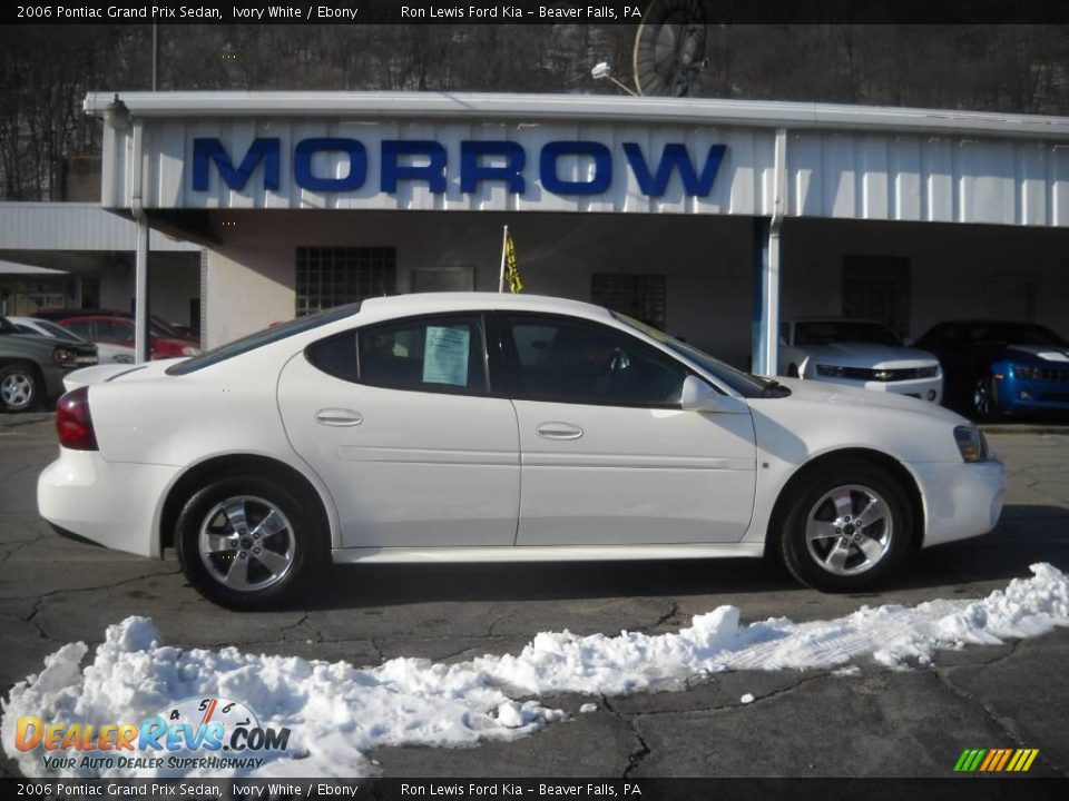 2006 Pontiac Grand Prix Sedan Ivory White / Ebony Photo #1