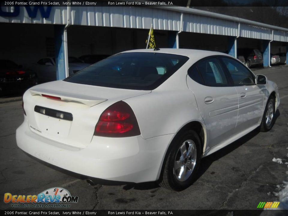 2006 Pontiac Grand Prix Sedan Ivory White / Ebony Photo #2