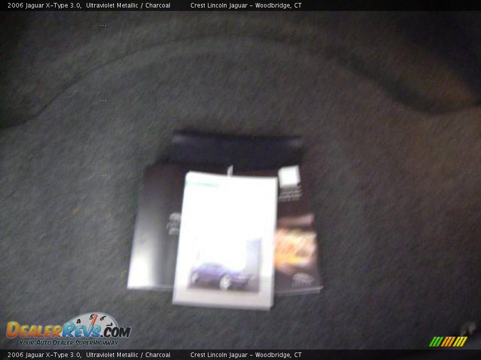 2006 Jaguar X-Type 3.0 Ultraviolet Metallic / Charcoal Photo #10