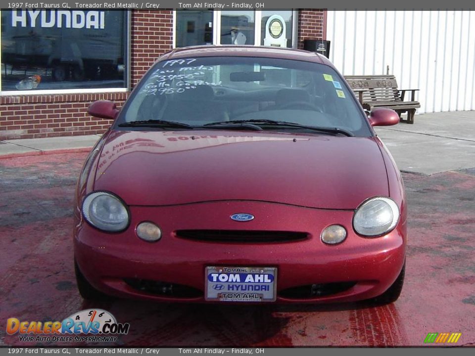1997 Ford Taurus GL Toreador Red Metallic / Grey Photo #9