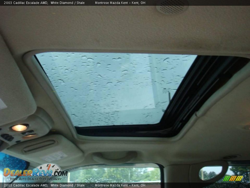 2003 Cadillac Escalade AWD White Diamond / Shale Photo #9