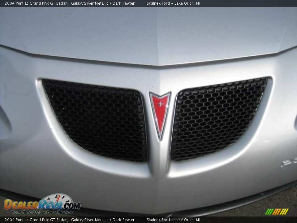 2004 Pontiac Grand Prix GT Sedan Galaxy Silver Metallic / Dark Pewter Photo #16