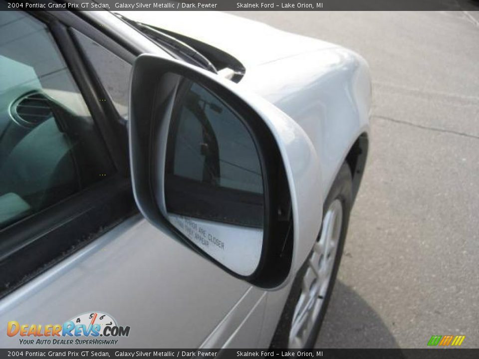 2004 Pontiac Grand Prix GT Sedan Galaxy Silver Metallic / Dark Pewter Photo #17