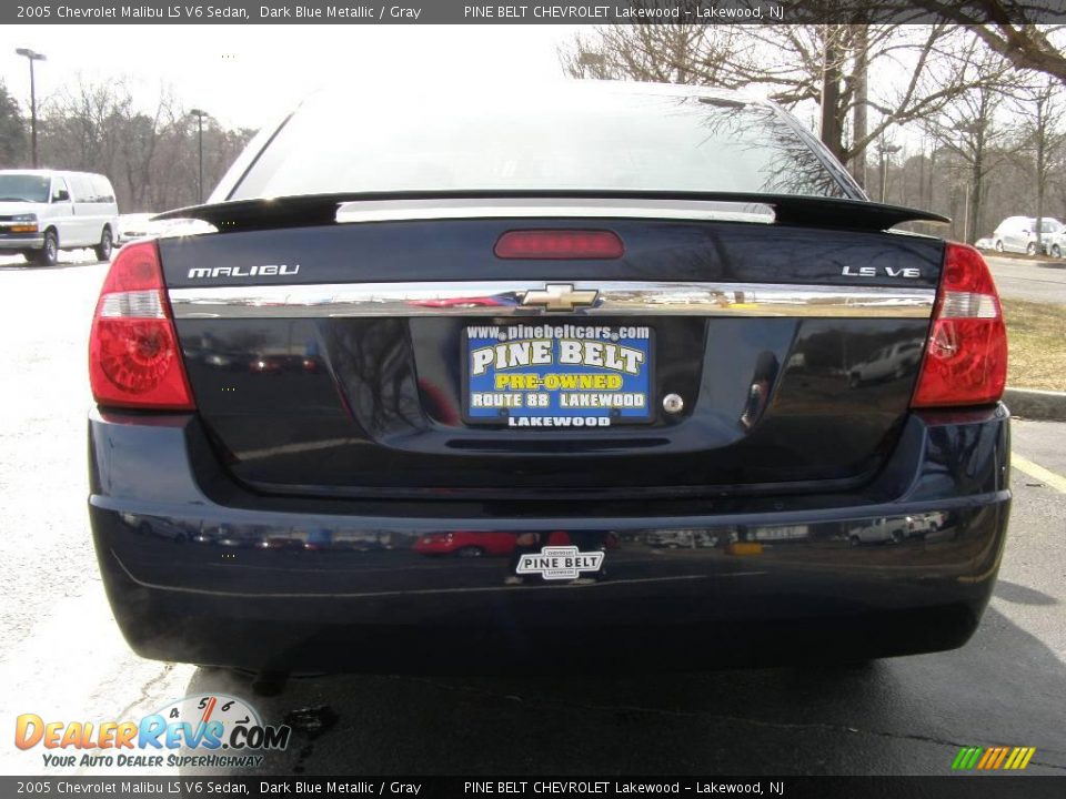 2005 Chevrolet Malibu LS V6 Sedan Dark Blue Metallic / Gray Photo #5