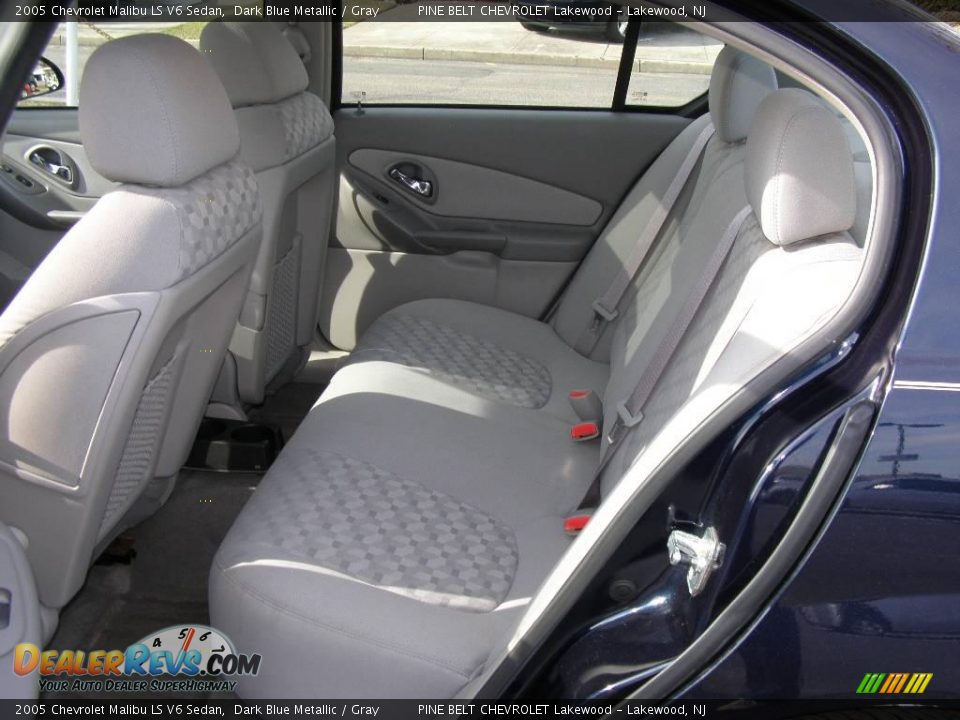 2005 Chevrolet Malibu LS V6 Sedan Dark Blue Metallic / Gray Photo #6