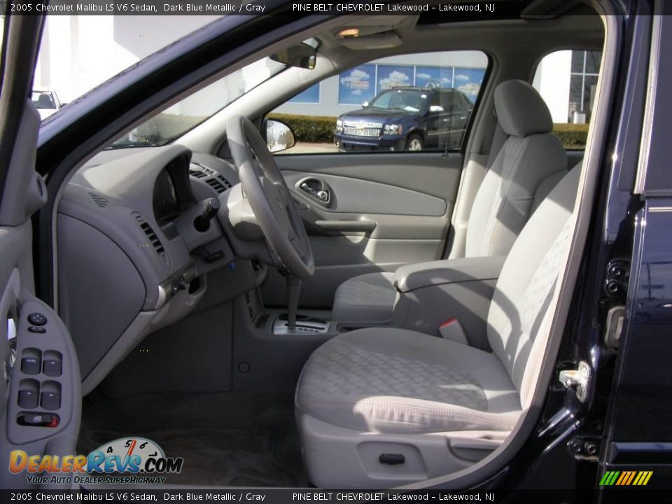2005 Chevrolet Malibu LS V6 Sedan Dark Blue Metallic / Gray Photo #9