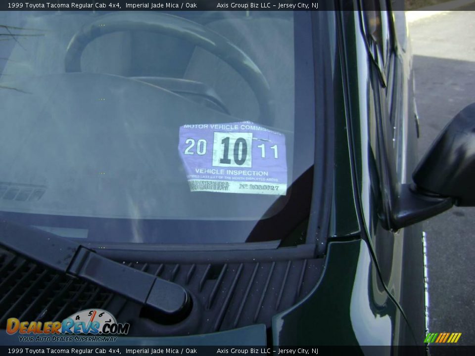 1999 Toyota Tacoma Regular Cab 4x4 Imperial Jade Mica / Oak Photo #12