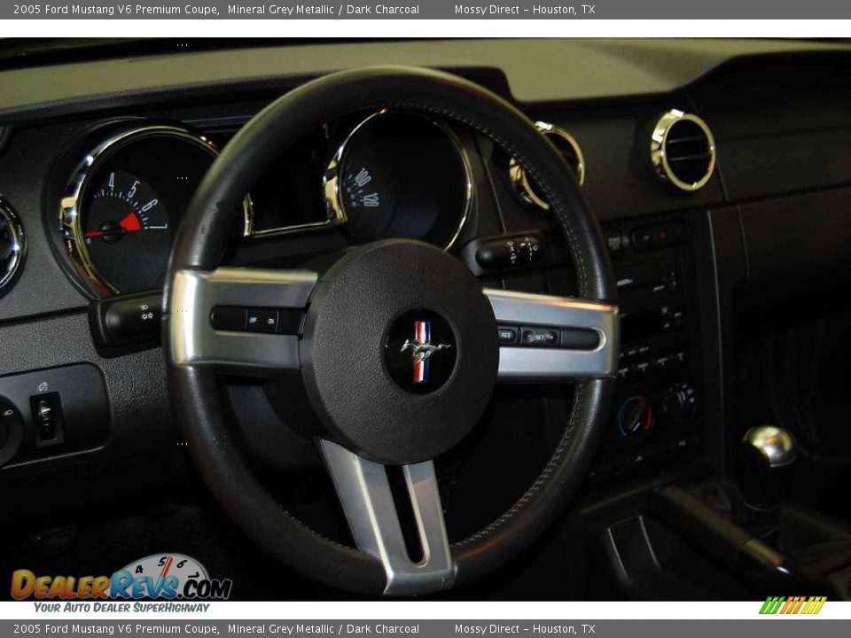 2005 Ford Mustang V6 Premium Coupe Mineral Grey Metallic / Dark Charcoal Photo #17
