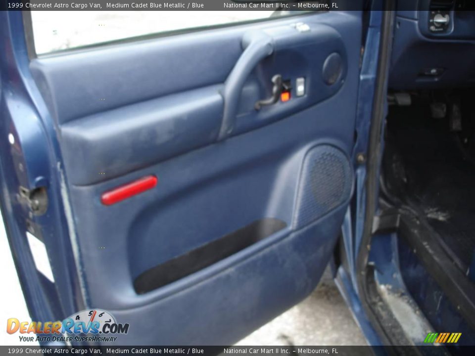 1999 Chevrolet Astro Cargo Van Medium Cadet Blue Metallic / Blue Photo #8