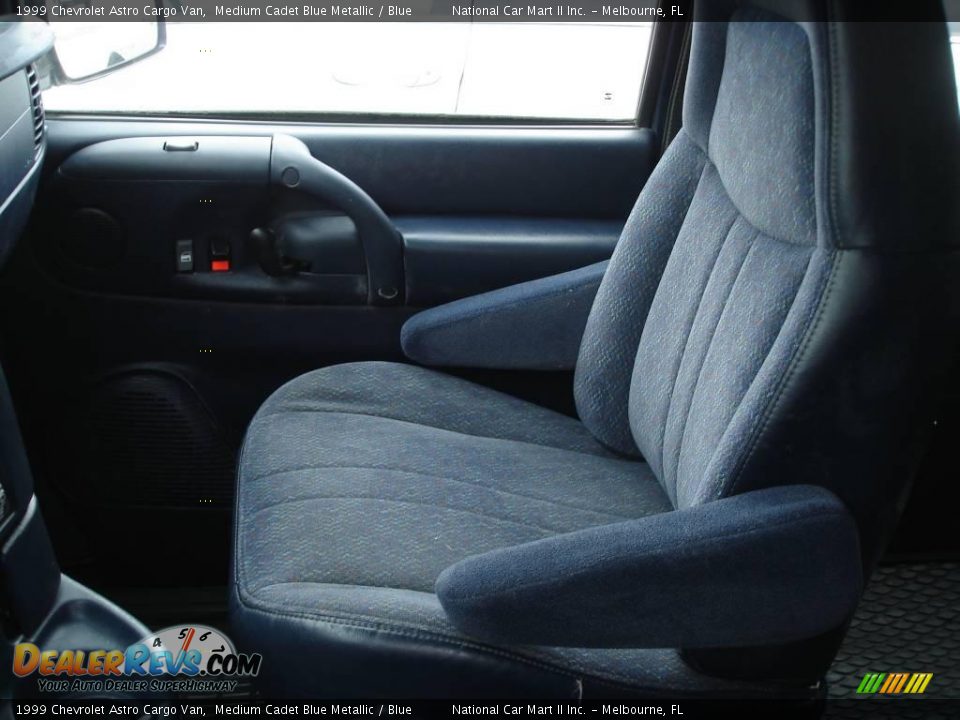 1999 Chevrolet Astro Cargo Van Medium Cadet Blue Metallic / Blue Photo #11
