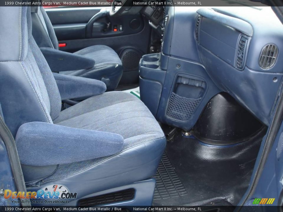 1999 Chevrolet Astro Cargo Van Medium Cadet Blue Metallic / Blue Photo #13