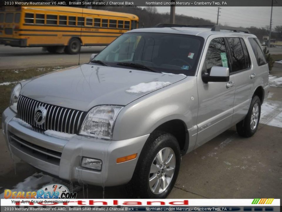 2010 Mercury Mountaineer V6 AWD Brilliant Silver Metallic / Charcoal Black Photo #13