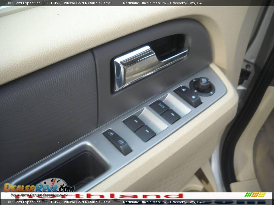 2007 Ford Expedition EL XLT 4x4 Pueblo Gold Metallic / Camel Photo #16