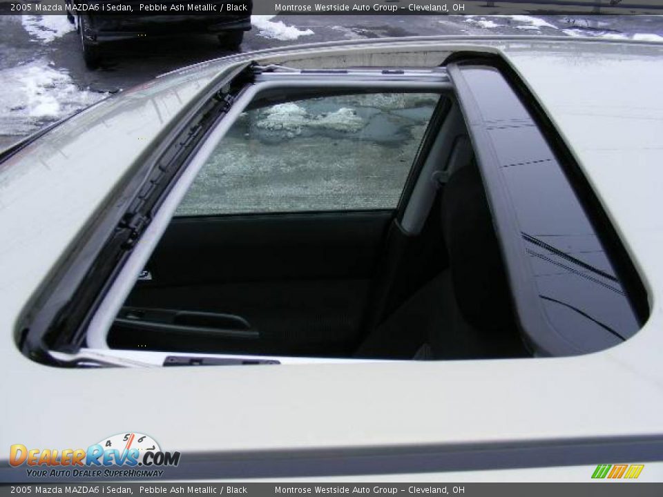 2005 Mazda MAZDA6 i Sedan Pebble Ash Metallic / Black Photo #26