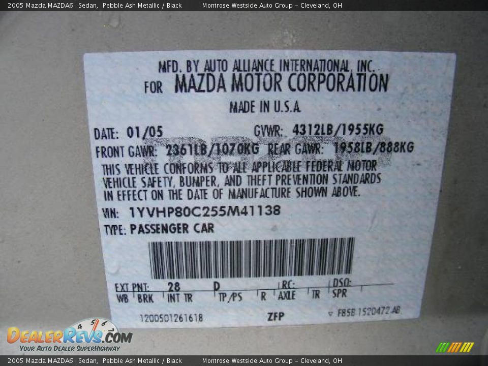 2005 Mazda MAZDA6 i Sedan Pebble Ash Metallic / Black Photo #32