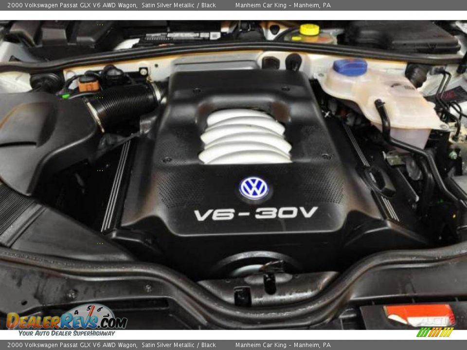 2000 Volkswagen Passat GLX V6 AWD Wagon Satin Silver Metallic / Black Photo #18