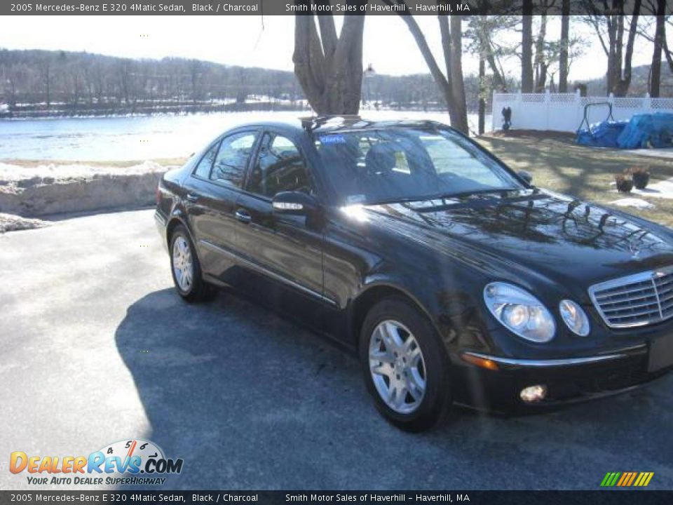 2005 Mercedes-Benz E 320 4Matic Sedan Black / Charcoal Photo #6