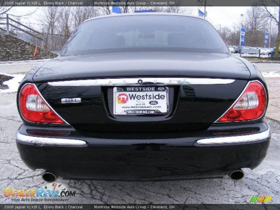 2006 Jaguar XJ XJ8 L Ebony Black / Charcoal Photo #4